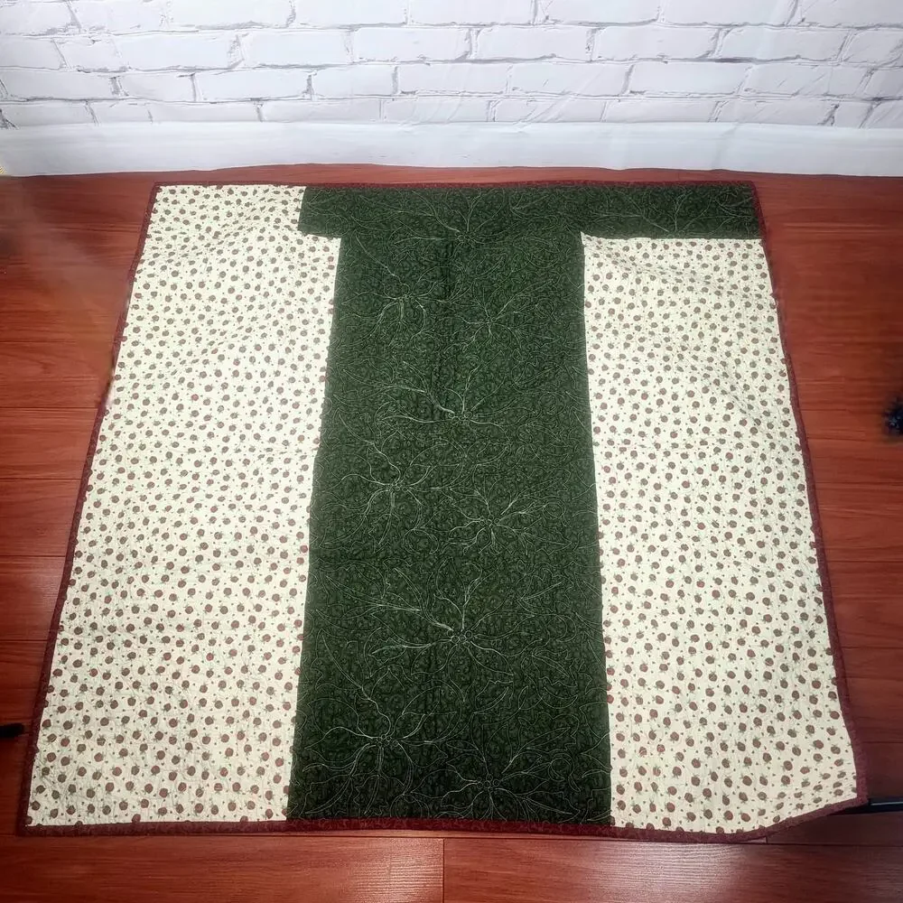 Carpenter Star Apple Lap Quilt 44